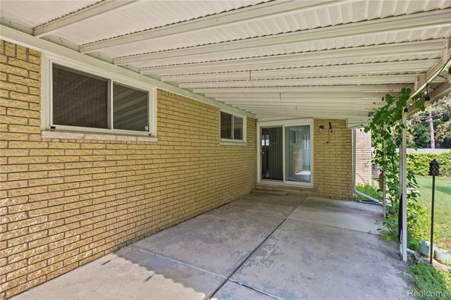 14630 Rice Drive, Sterling Heights, MI 48313