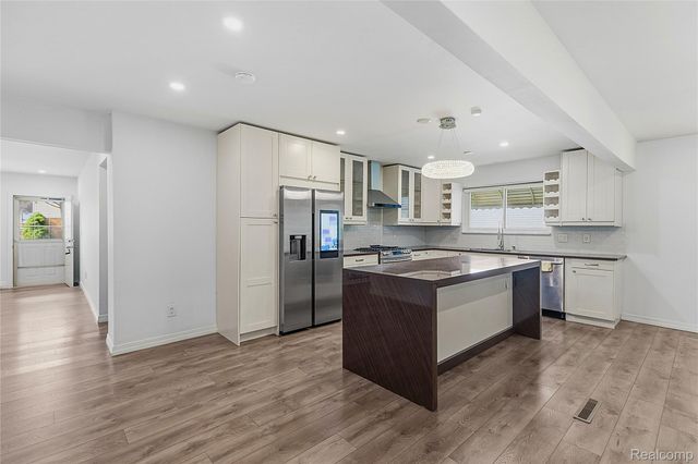 14630 Rice Drive, Sterling Heights, MI 48313