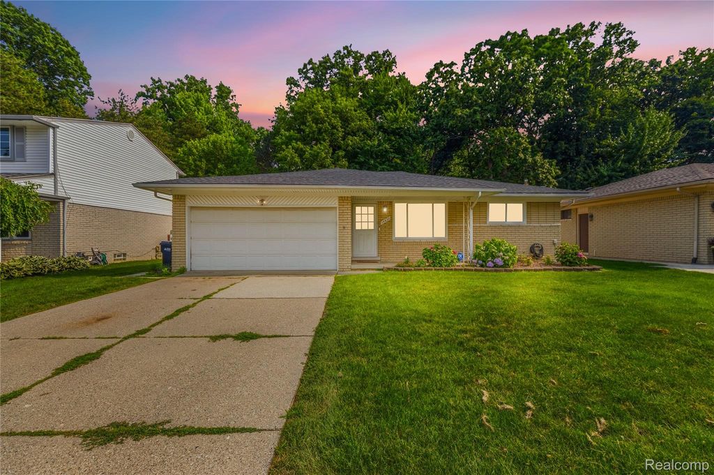 14630 Rice Drive, Sterling Heights, MI 48313