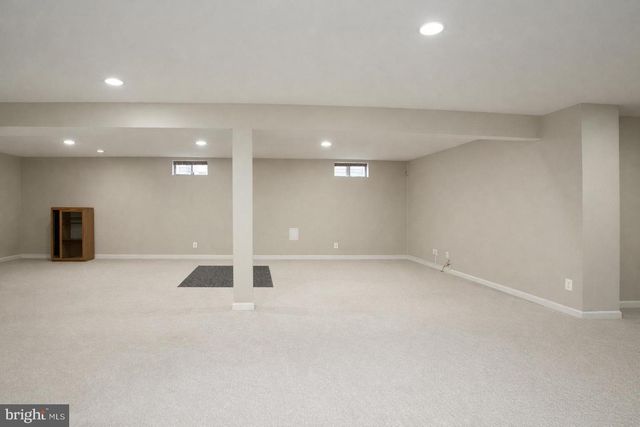 2448 LEYLAND RIDGE RD, Herndon, VA 20171