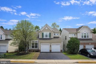 2448 LEYLAND RIDGE RD, Herndon, VA 20171