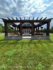 868 County Rt 19, Elizaville, NY 12523