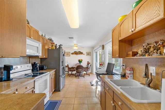 18234 AVONSDALE CIRCLE, Port Charlotte, FL 33948