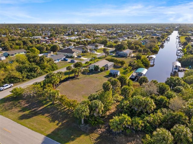 18234 AVONSDALE CIRCLE, Port Charlotte, FL 33948