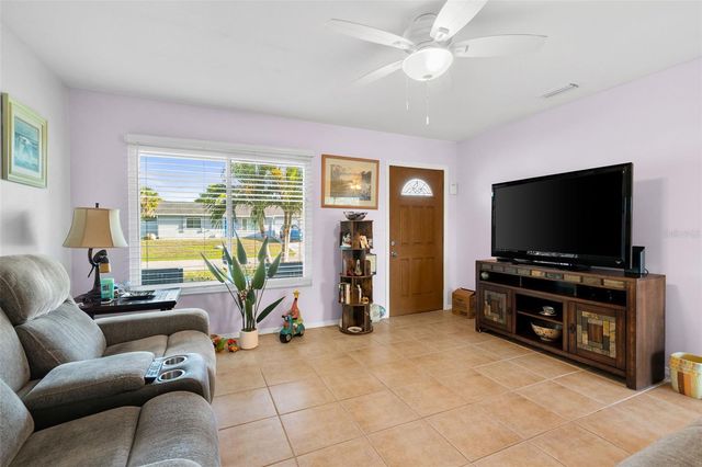 18234 AVONSDALE CIRCLE, Port Charlotte, FL 33948