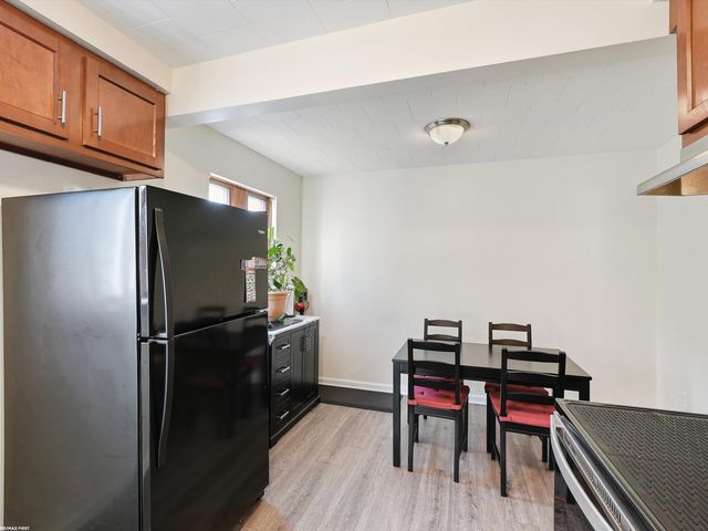 22786 Saxony Avenue, Eastpointe, MI 48021