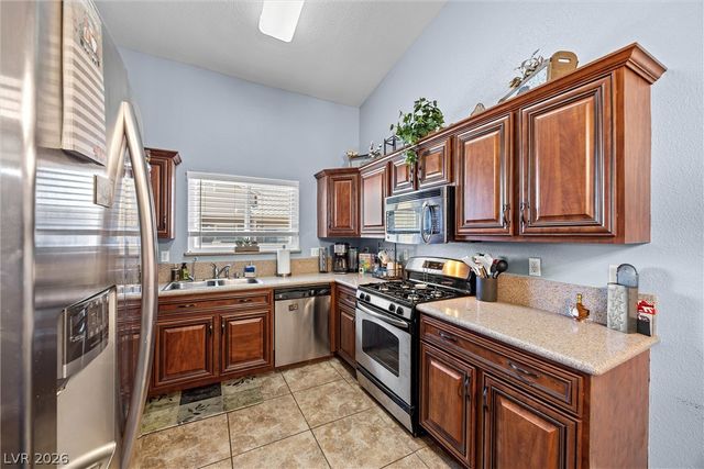 2053 Gravel Hill Street 201, Las Vegas, NV 89117