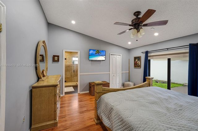 15035 NW 88th Ct, Miami Lakes, FL 33018