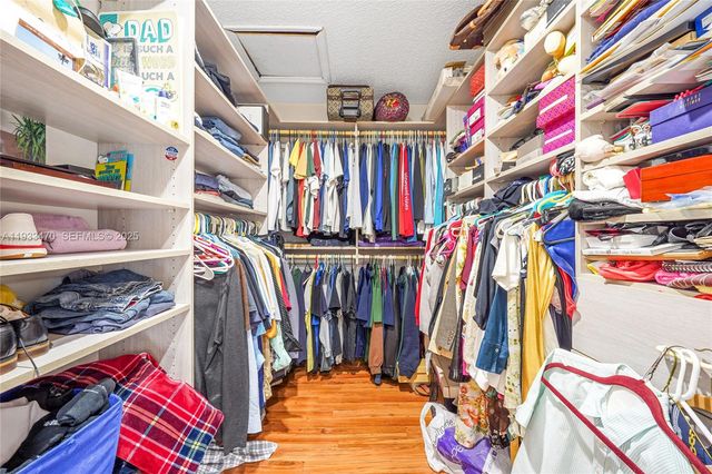 15035 NW 88th Ct, Miami Lakes, FL 33018