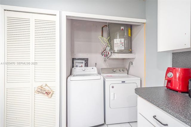 15035 NW 88th Ct, Miami Lakes, FL 33018