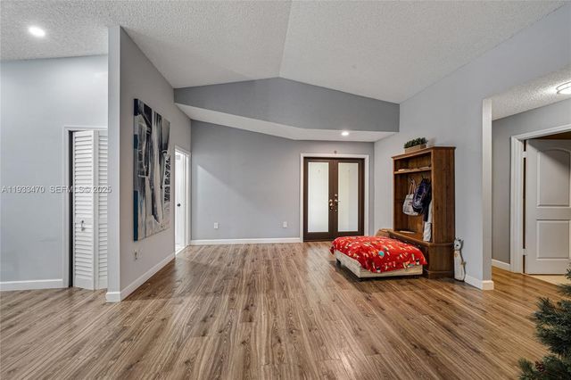 15035 NW 88th Ct, Miami Lakes, FL 33018