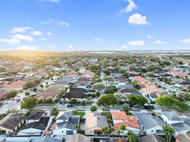 15035 NW 88th Ct, Miami Lakes, FL 33018