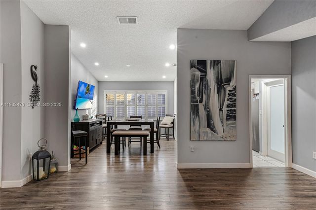 15035 NW 88th Ct, Miami Lakes, FL 33018