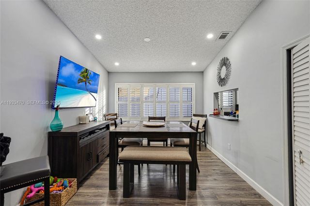 15035 NW 88th Ct, Miami Lakes, FL 33018