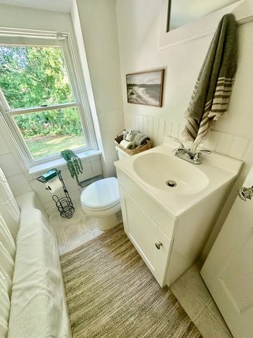 399 Plain Street, Marshfield, MA 02050