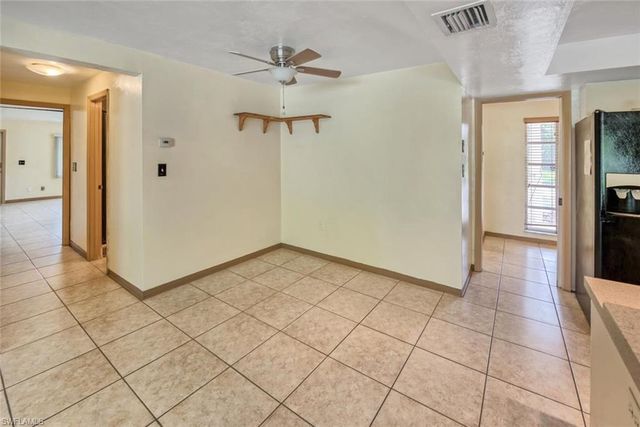 29 Caribbean RD, Naples, FL 34108