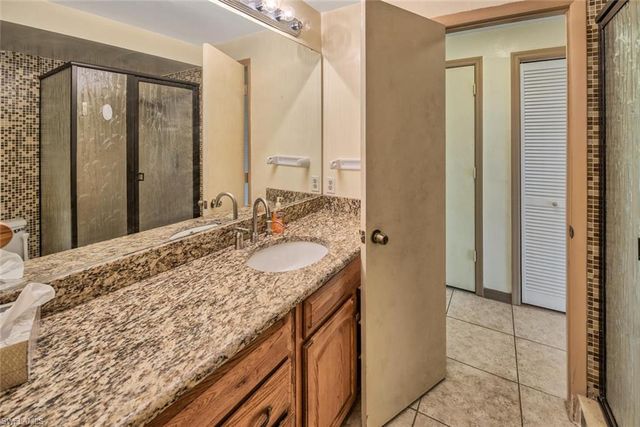 29 Caribbean RD, Naples, FL 34108