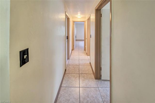 29 Caribbean RD, Naples, FL 34108