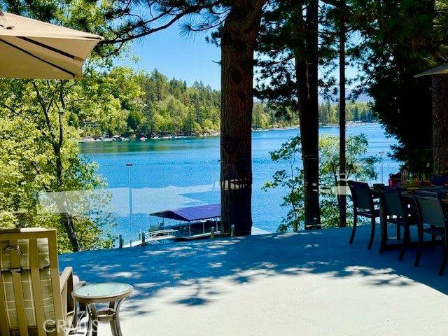 27720 Hamiltair Drive, Lake Arrowhead, CA 92352