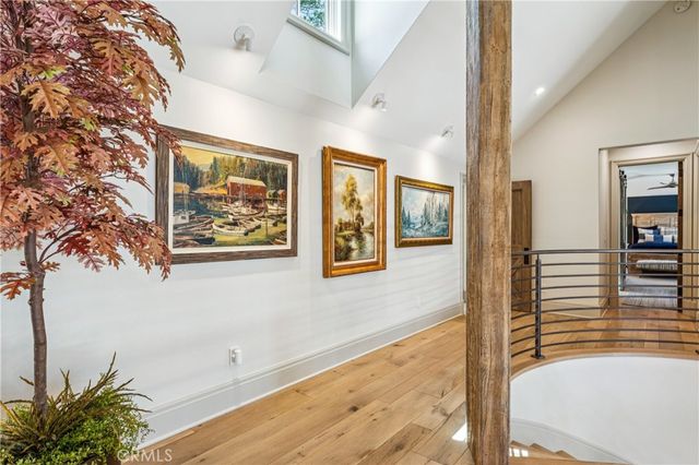 27720 Hamiltair Drive, Lake Arrowhead, CA 92352