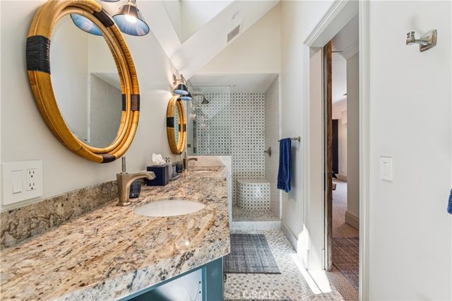 27720 Hamiltair Drive, Lake Arrowhead, CA 92352