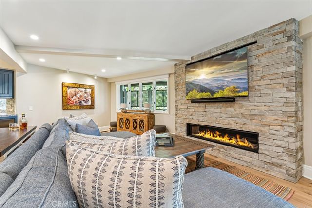 27720 Hamiltair Drive, Lake Arrowhead, CA 92352