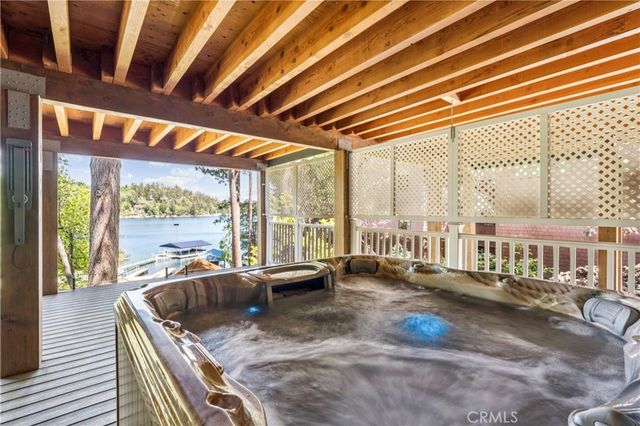 27720 Hamiltair Drive, Lake Arrowhead, CA 92352
