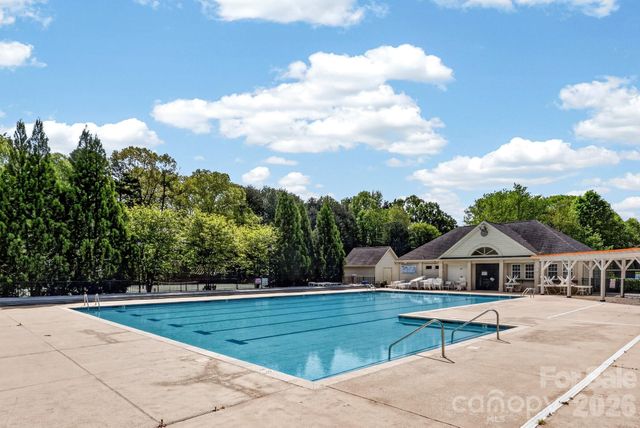 15819 Breton Brook Street, Huntersville, NC 28078