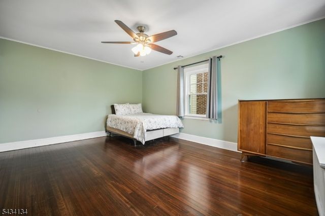 223 Keats Ave, Elizabeth City, NJ 07208