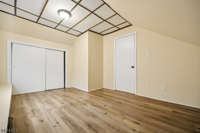 223 Keats Ave, Elizabeth City, NJ 07208