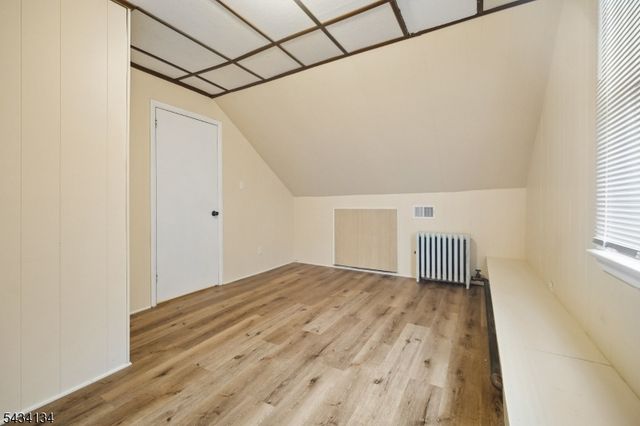 223 Keats Ave, Elizabeth City, NJ 07208