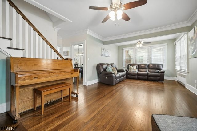 223 Keats Ave, Elizabeth City, NJ 07208