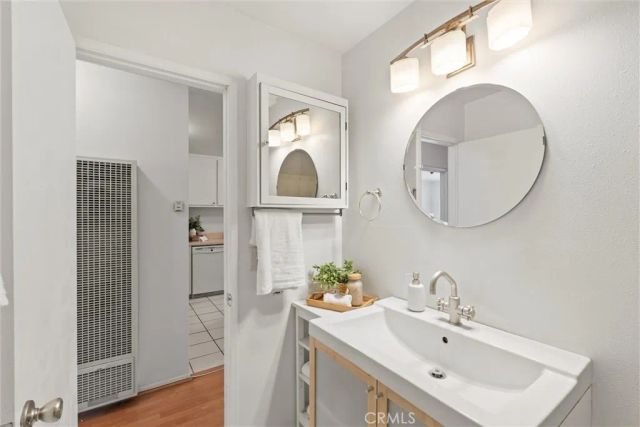 4818 Hollow Corner 268, Culver City, CA 90230