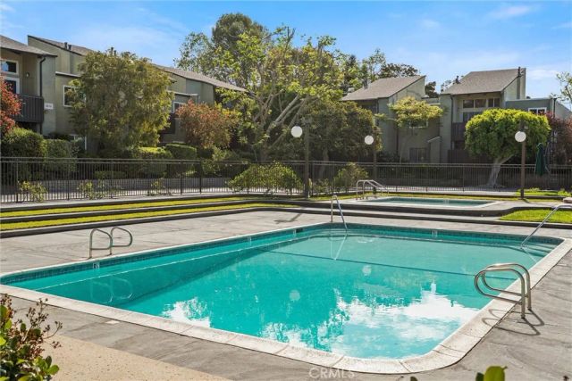 4818 Hollow Corner 268, Culver City, CA 90230