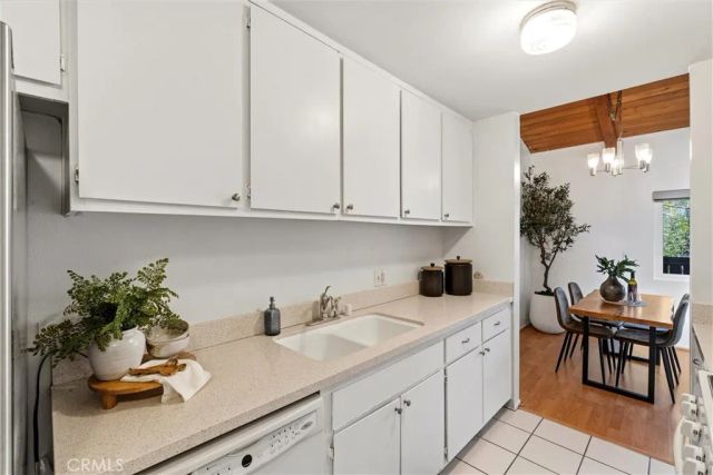 4818 Hollow Corner 268, Culver City, CA 90230