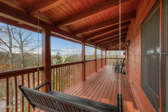 2018 Bill Flagle Way, Sevierville, TN 37876