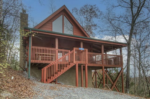 2018 Bill Flagle Way, Sevierville, TN 37876