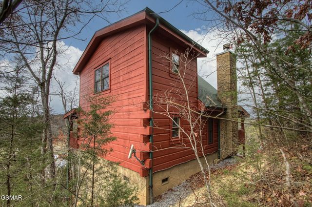 2018 Bill Flagle Way, Sevierville, TN 37876