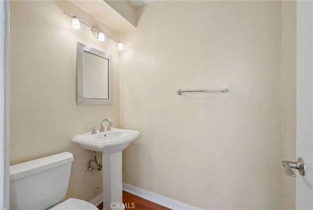 2201 Sonoma Court, Thousand Oaks, CA 91362