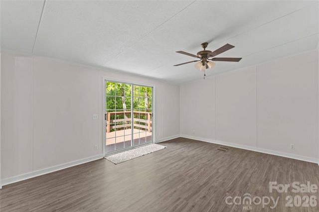 5021 Raintree Lane, Maiden, NC 28650