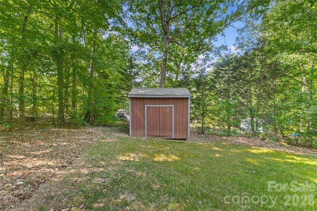 5021 Raintree Lane, Maiden, NC 28650