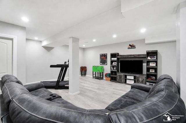 35793 Concord Drive, Romulus, MI 48174