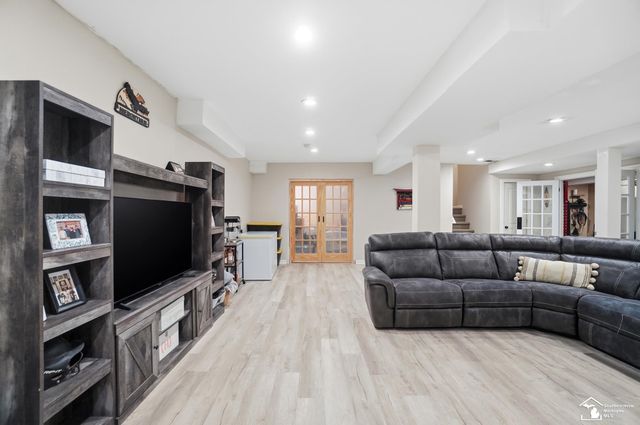 35793 Concord Drive, Romulus, MI 48174