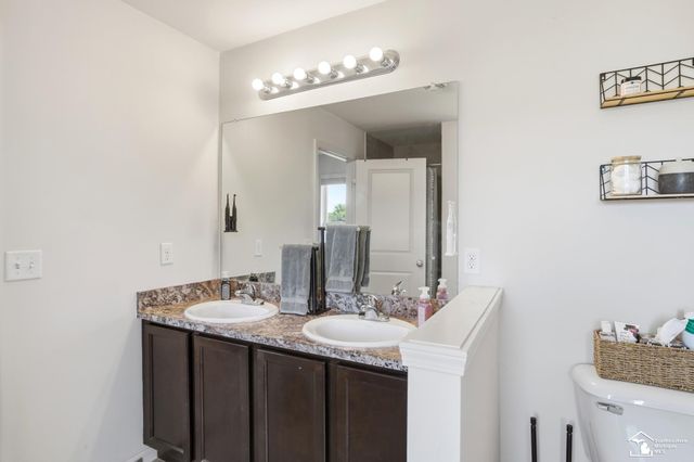 35793 Concord Drive, Romulus, MI 48174