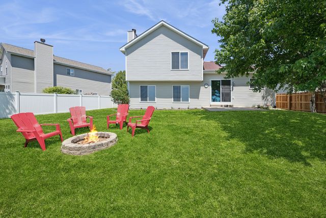 5724 Brosam Drive, Plainfield, IL 60586
