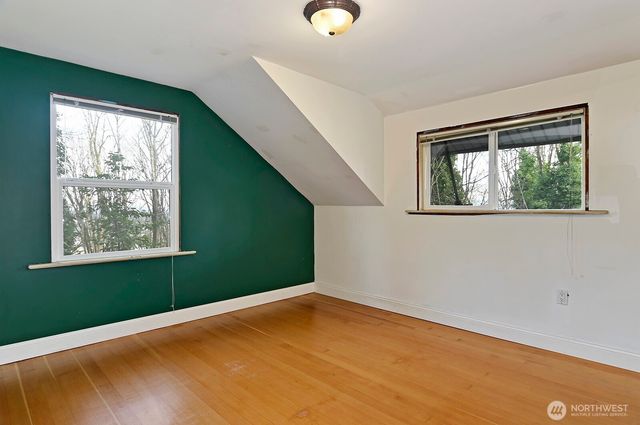 4729 Mount View Drive S, Seattle, WA 98108