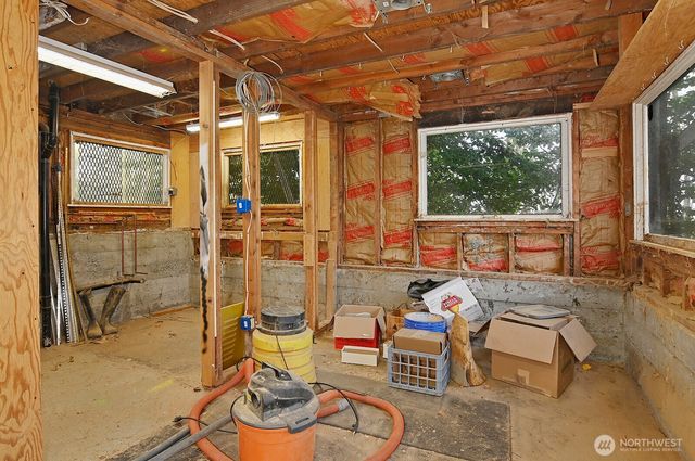 4729 Mount View Drive S, Seattle, WA 98108