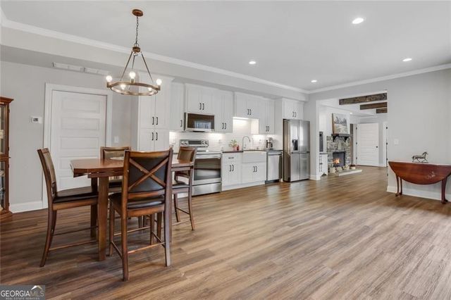 211 Maggies Road, Canton, GA 30115