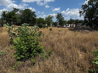 165 W Clearview Cemetery RD, Bastrop, TX 78602