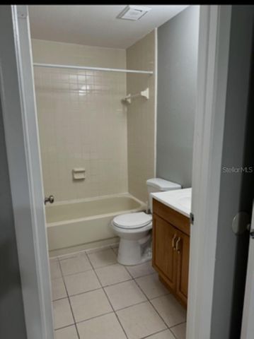 4021 TUMBLE WOOD TRAIL 204, Tampa, FL 33613